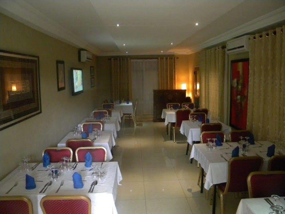 Hotel Residence Flamani Lomé Exterior foto
